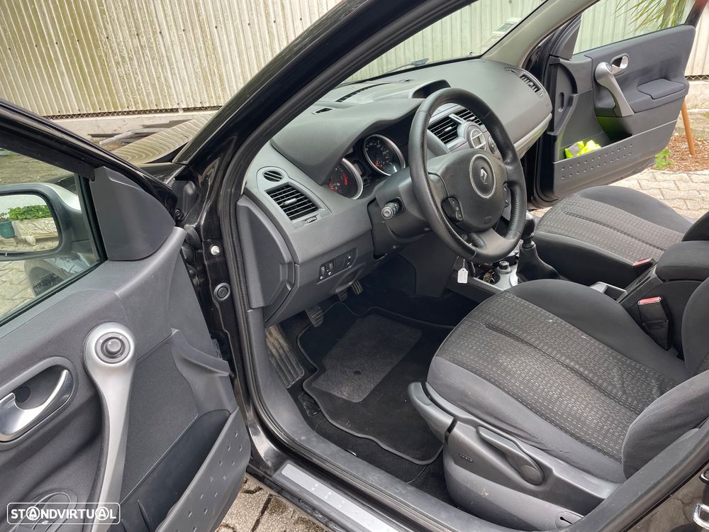 Renault Mégane 1.5 dCi Privilège - 26