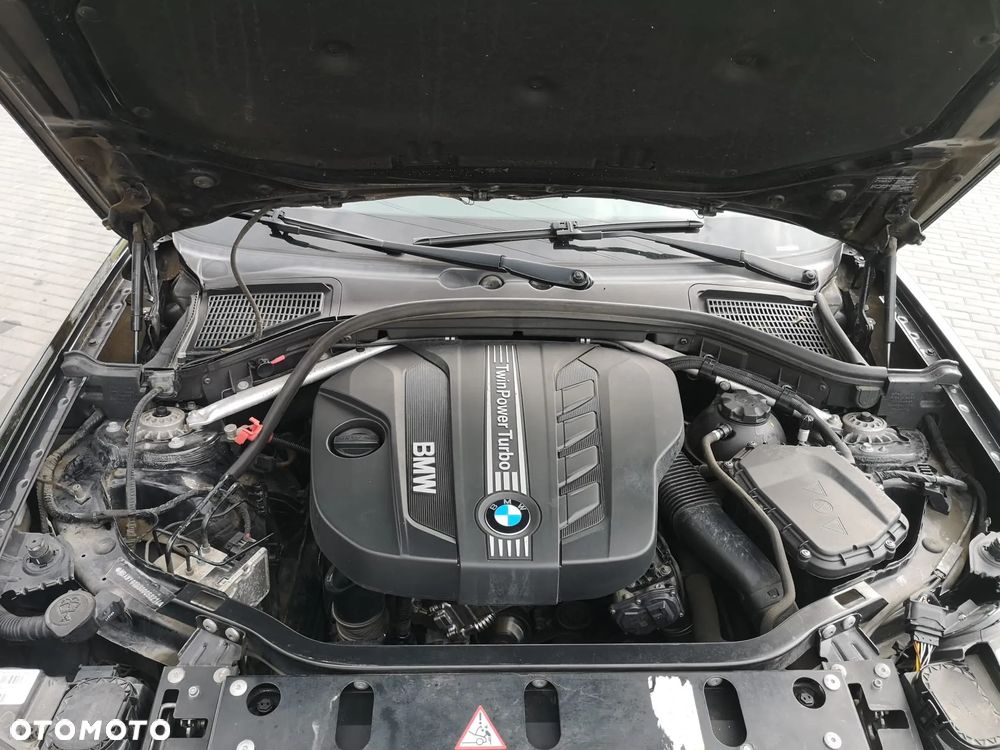 BMW X3 sDrive18d - 33