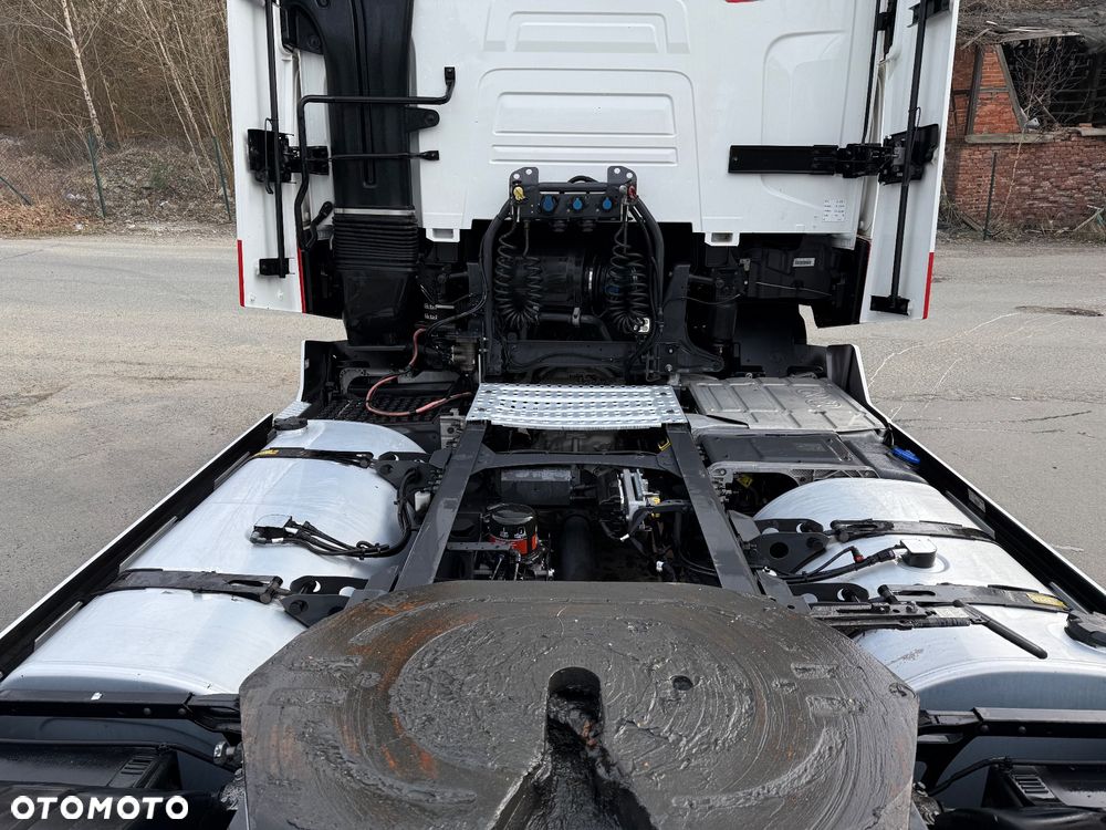 Renault T480 HIGH CAB* EU6* NOWE SPRZĘGŁO* NAVI* ALUSY* LODÓWKA* ACC* KLIMA DACHOWA* 2 BAKI* Z FRANCJI* - 9