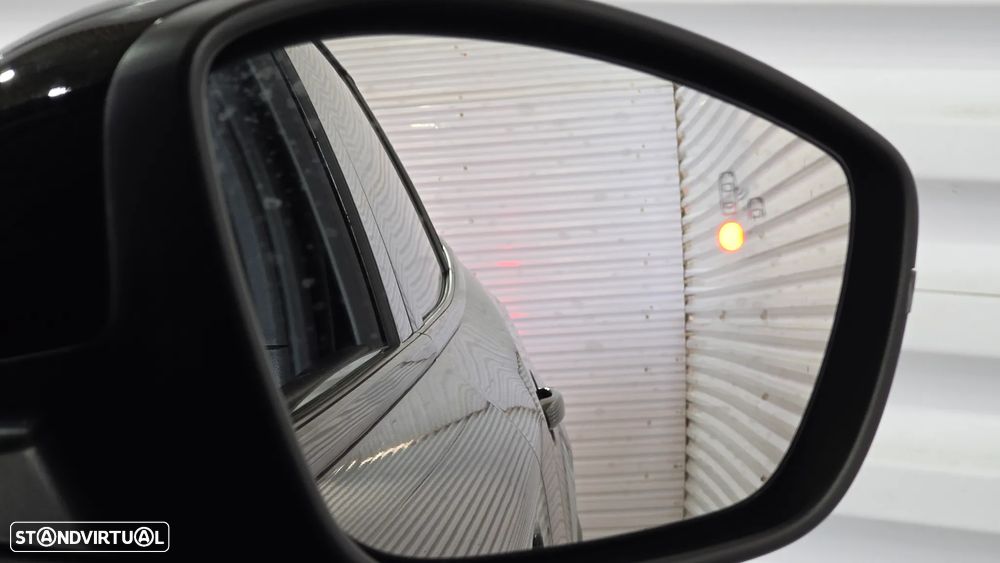 Peugeot e-2008 156 GT Exclusive - 13