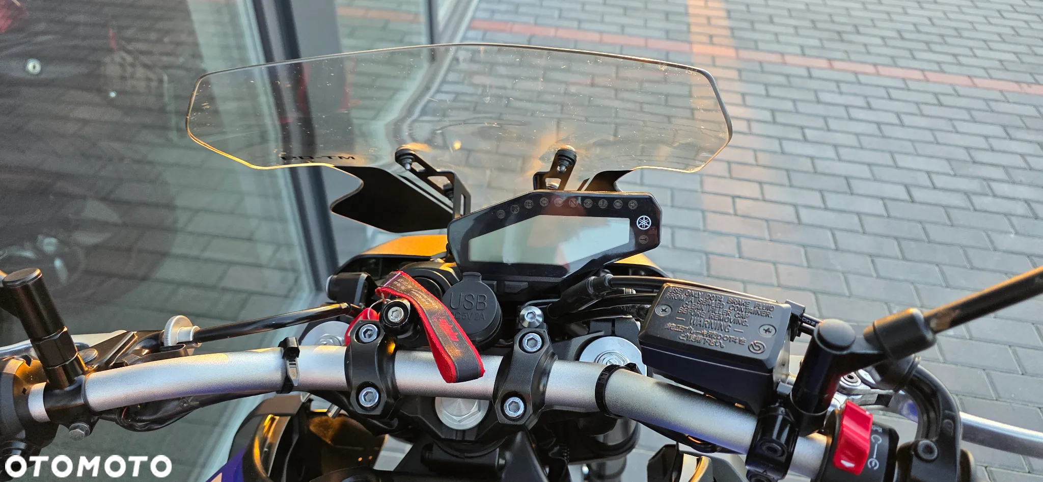 Yamaha MT - 6
