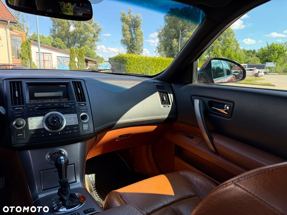 Infiniti FX - 23