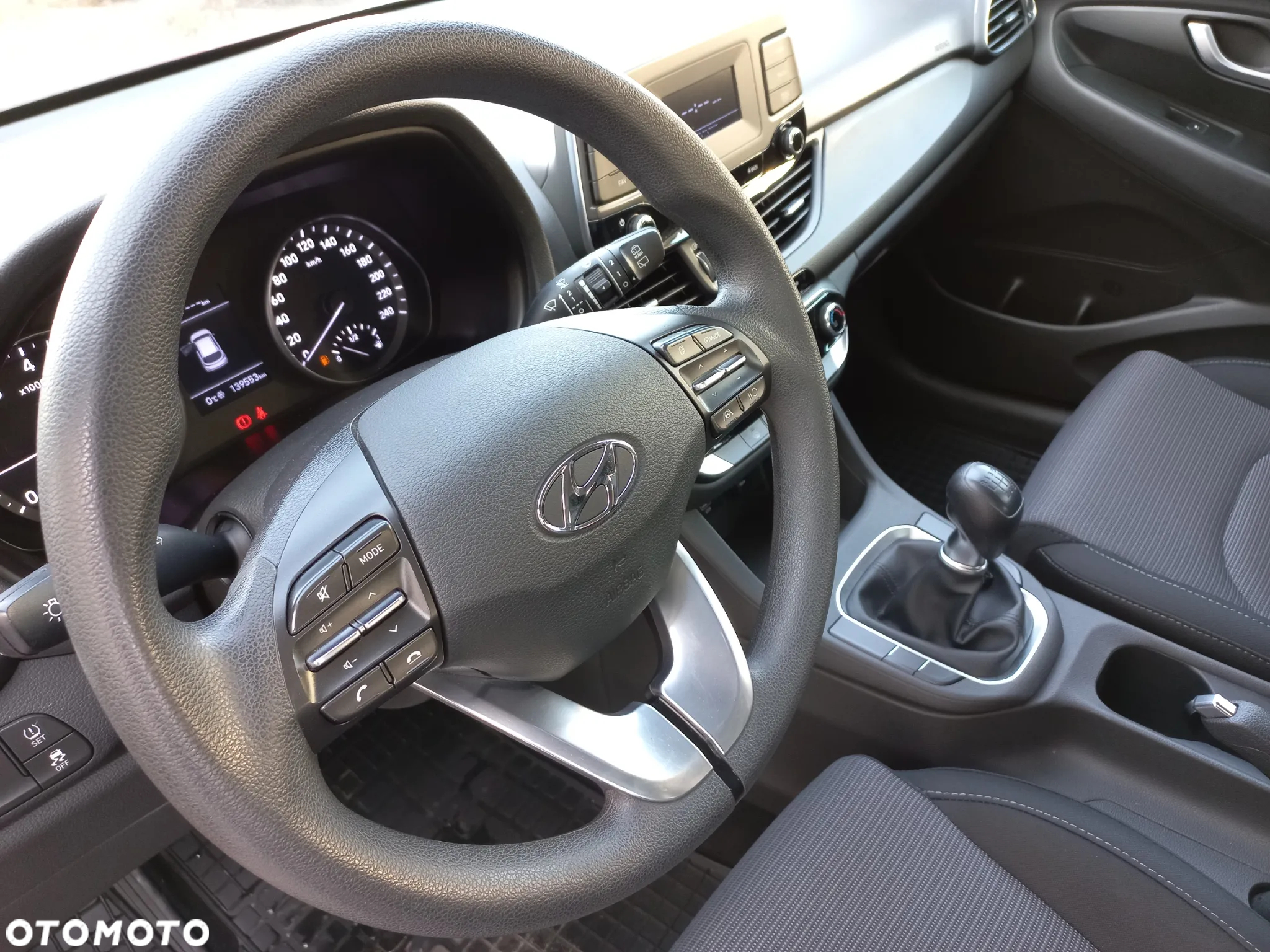 Hyundai i30 1.5 DPI Classic + - 24