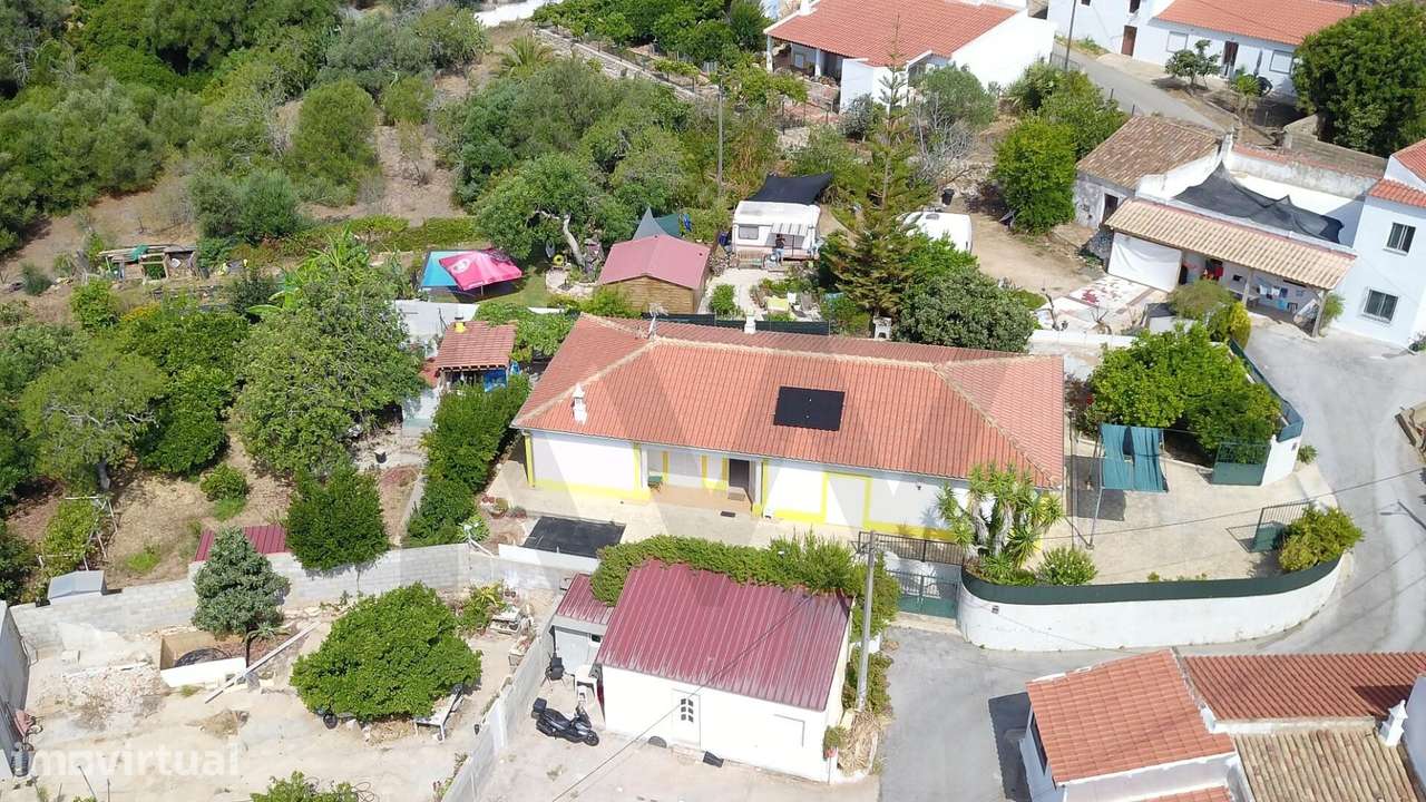 Uma casa especial num lugar onde o tempo passa mais devagar - Moradia - Grande imagem: 4/21