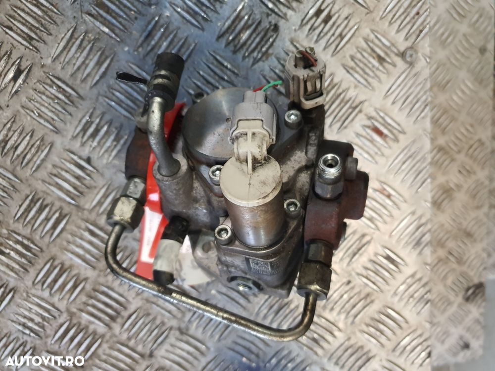 POMPA INJECTIE 2.2 D TOYOTA RAV 4 E5 10 - 3