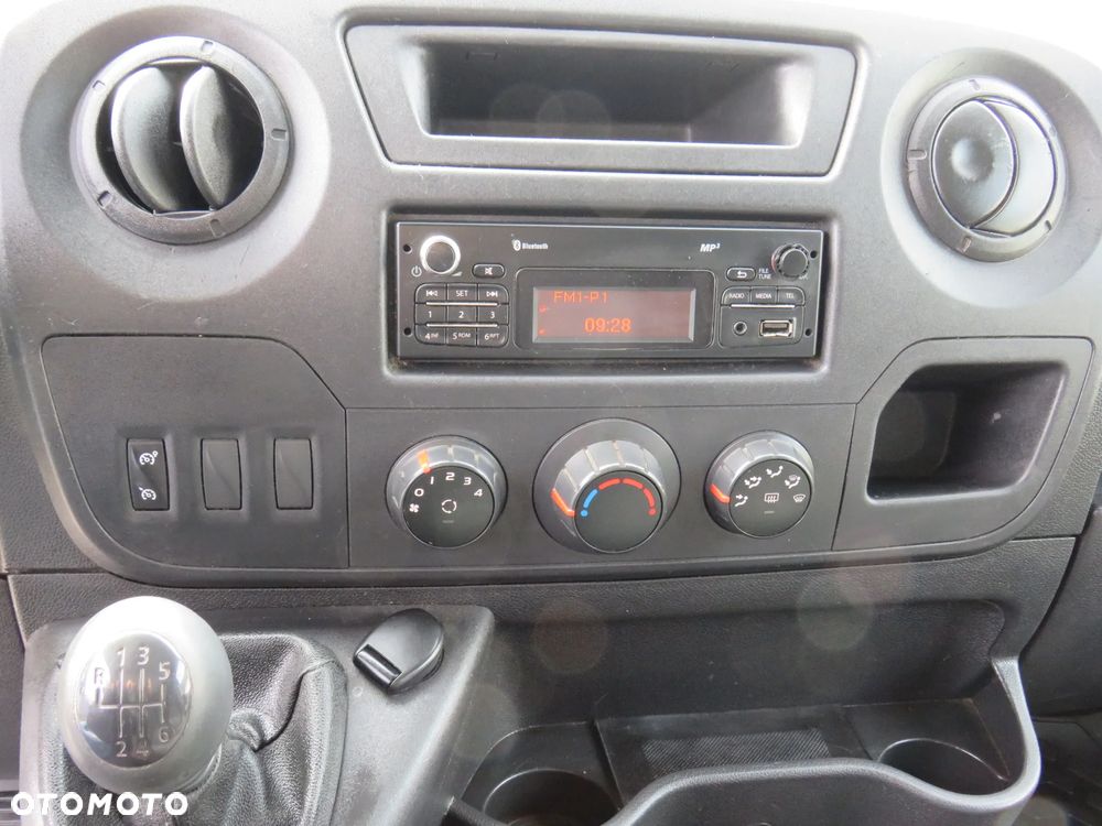 Renault Master L2H2 2.3dci 101Ps - 23