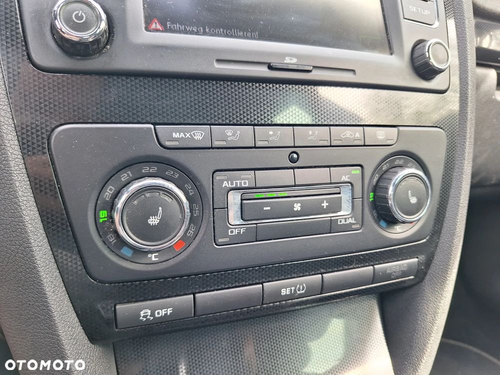 Skoda Octavia 2.0 TDI RS DSG - 26