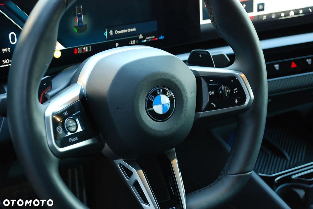 BMW Seria 5 520i mHEV M Sport - 18