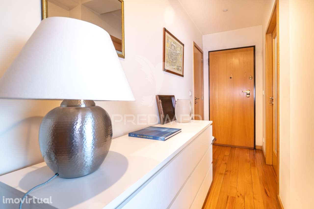 EXCELENTE APARTAMENTO T2 - BRAGA (LOMAR) - Grande imagem: 2/21
