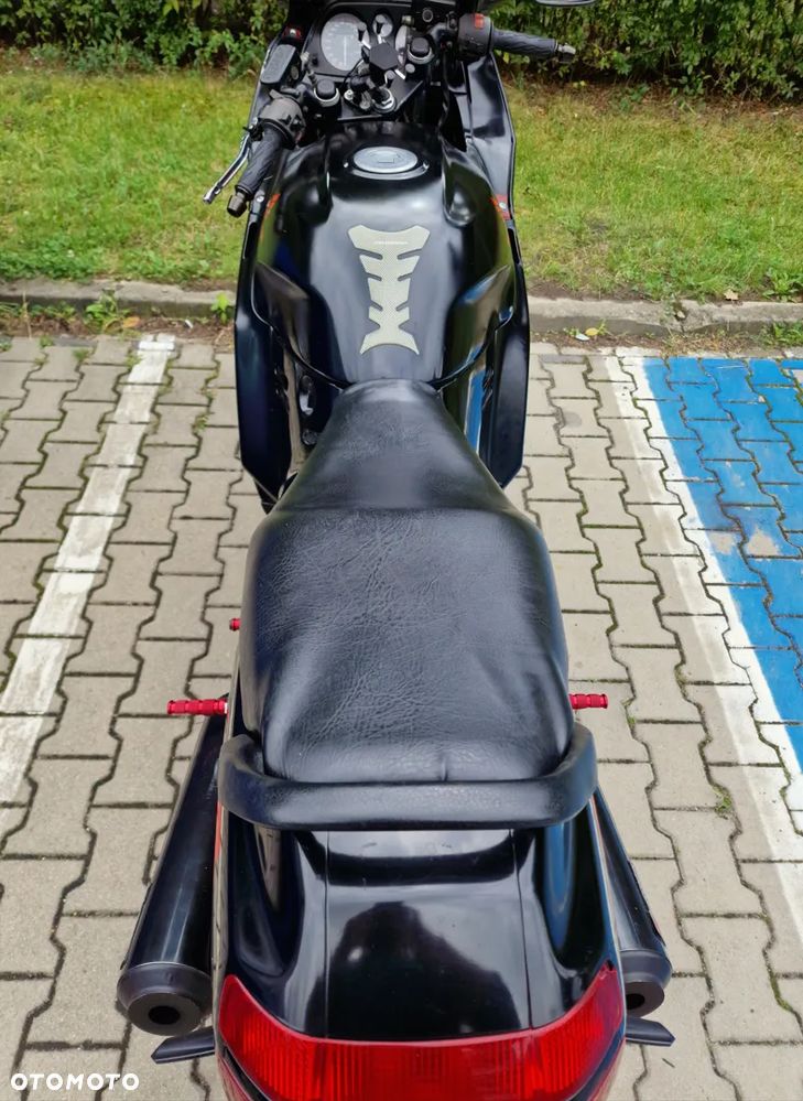 Honda CBR - 6