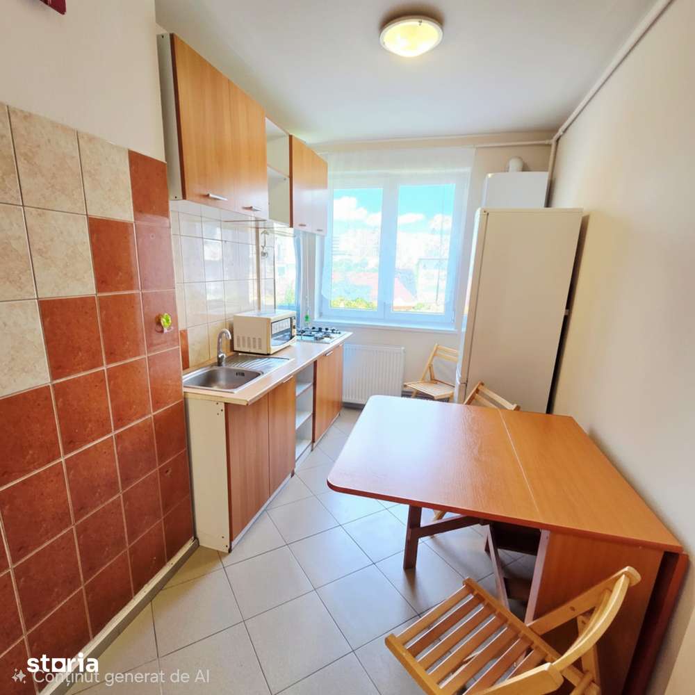 Apartament 2 camere, Central, cu balcon — fotografia 3