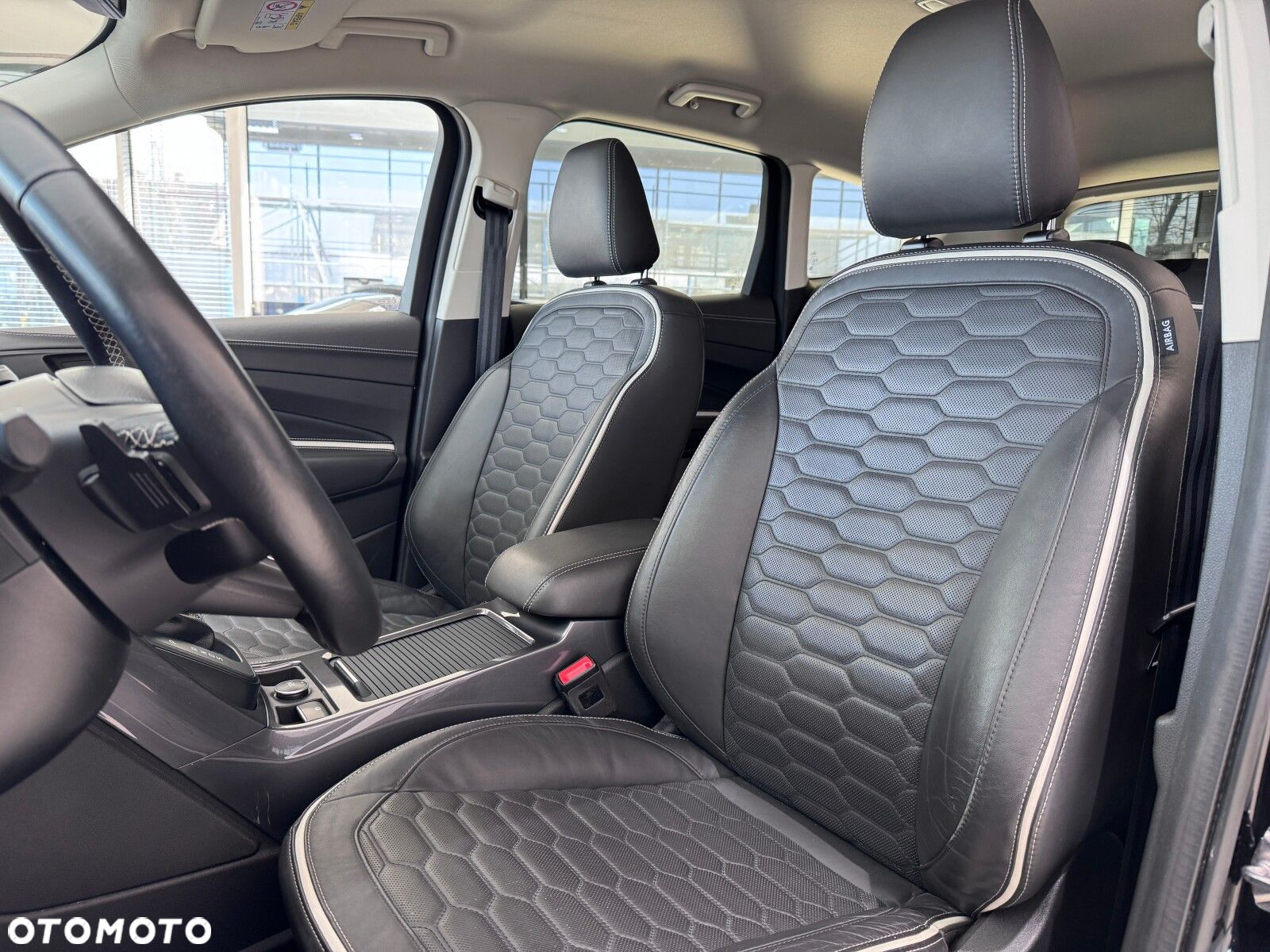 Ford Kuga Vignale 2.0 TDCi AWD - 10