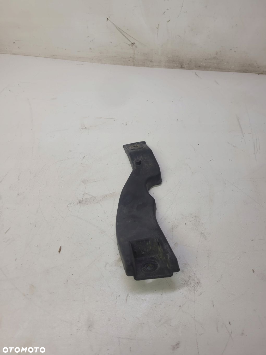 MOCOWANIE ŚRODKOWE ZDERZAKA AUDI A4 B6 8H0807334 - 3