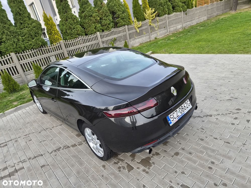 Renault Laguna 2.0 dCi Monaco GP2 - 14