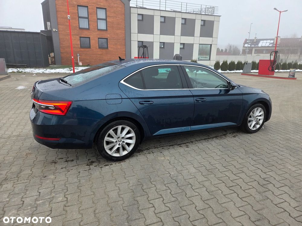 Skoda Superb 2.0 TSI Style DSG - 13