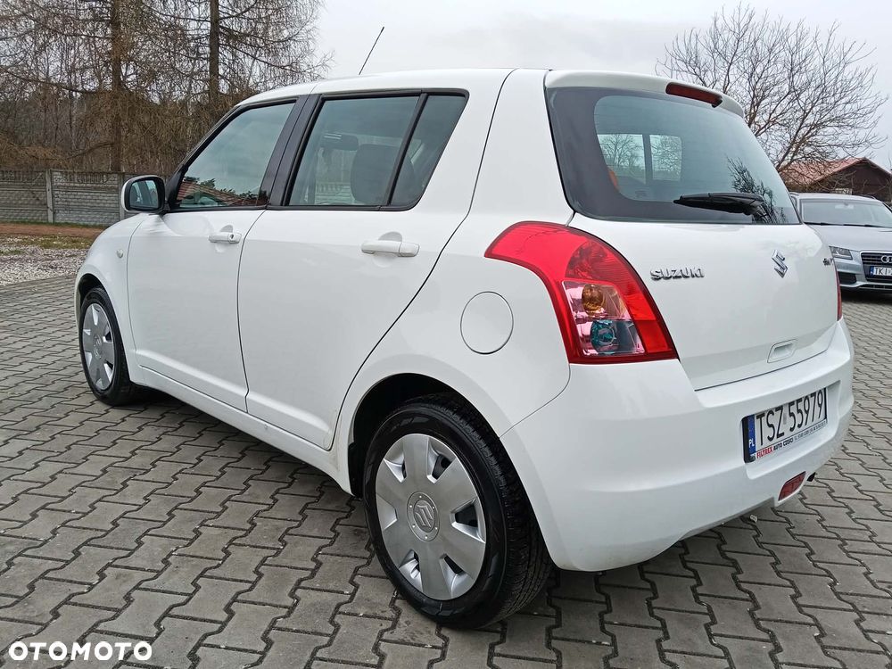 Suzuki Swift 1.3 Black and White - 6
