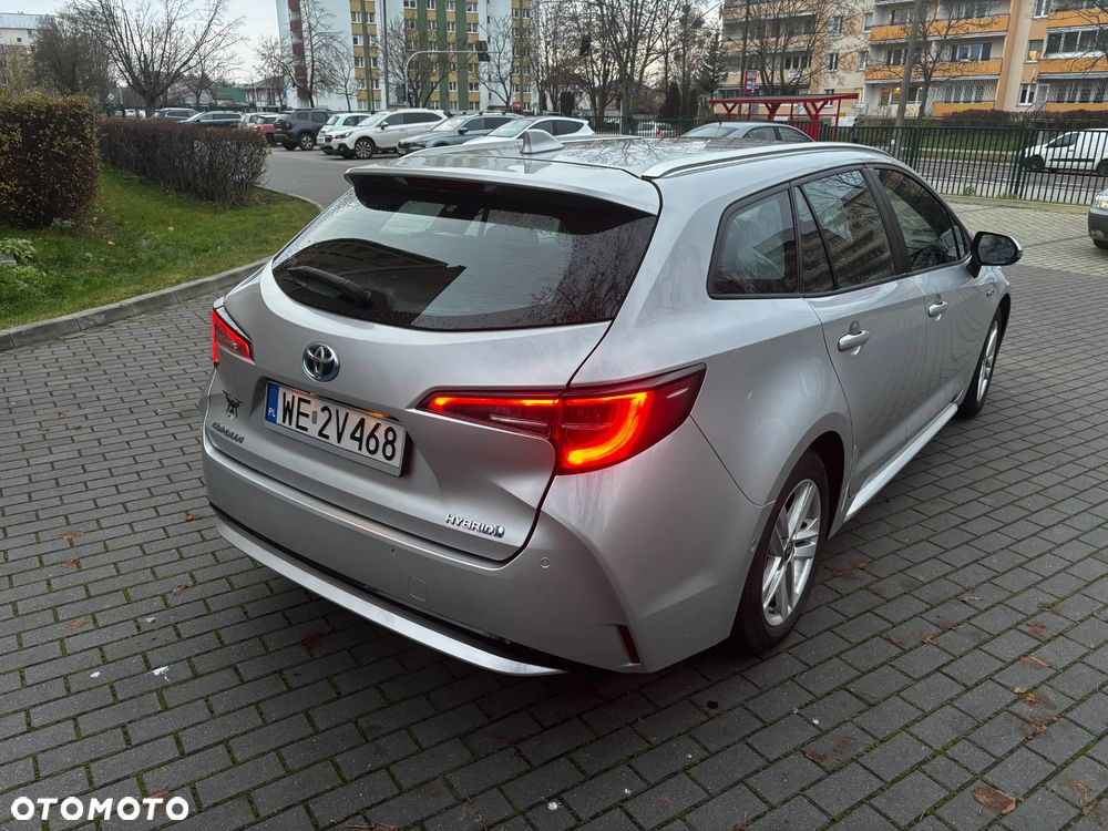 Toyota Corolla 1.8 Hybrid Comfort - 4