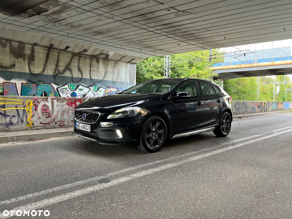 Volvo V40 Cross Country T5 Summum - 1