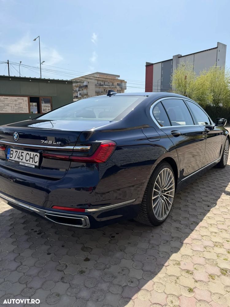 BMW Seria 7 745Le - 3