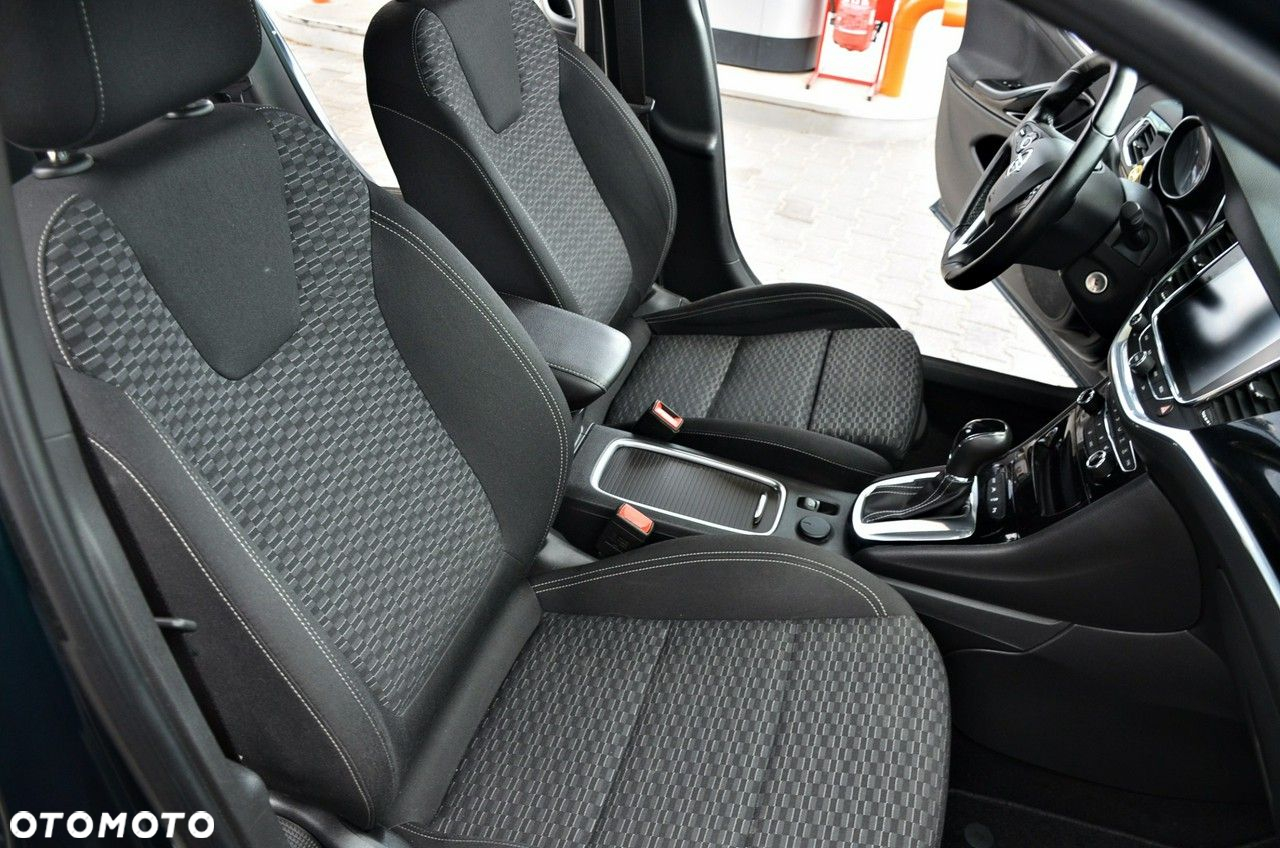 Opel Astra - 16