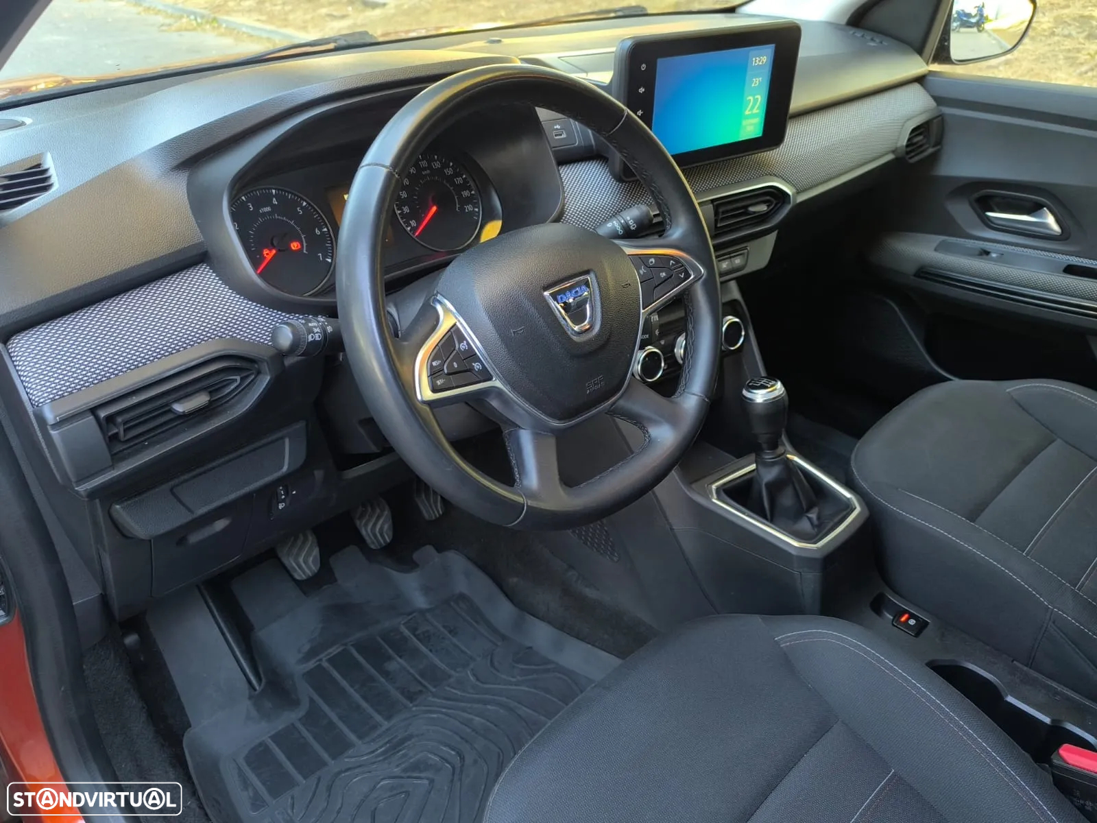 Dacia Jogger 1.0 TCe Extreme 7L - 10