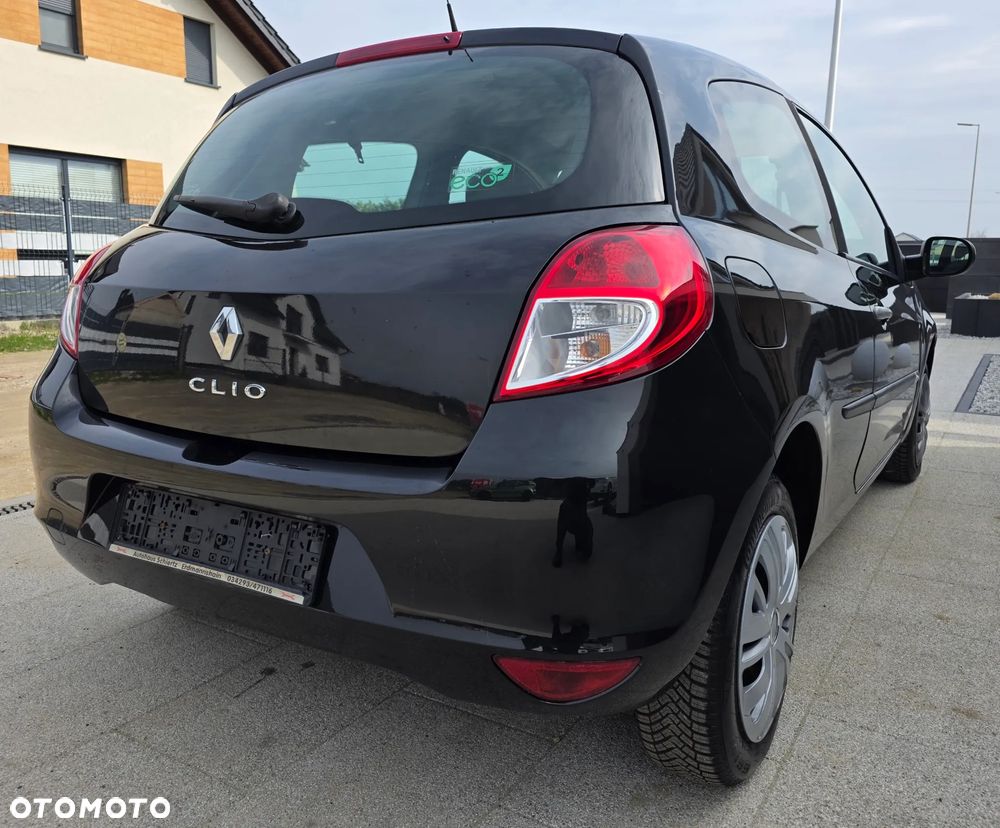 Renault Clio 1.2 16V Dynamique - 6
