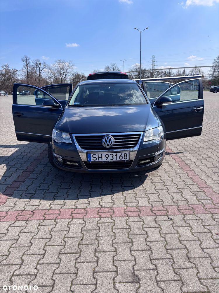 Volkswagen Passat 2.0 TDI DPF Highline - 19