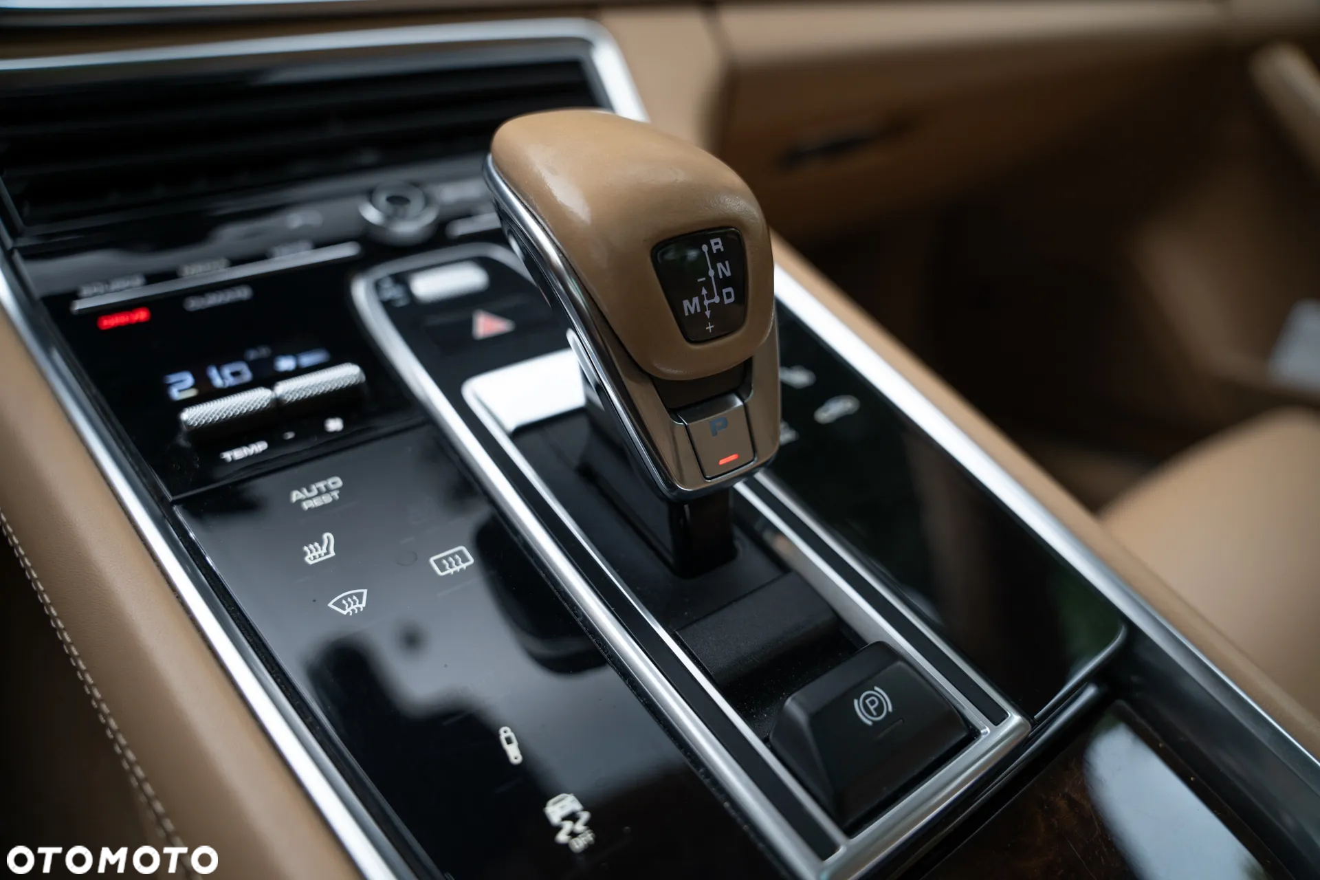 Porsche Panamera 4S - 15