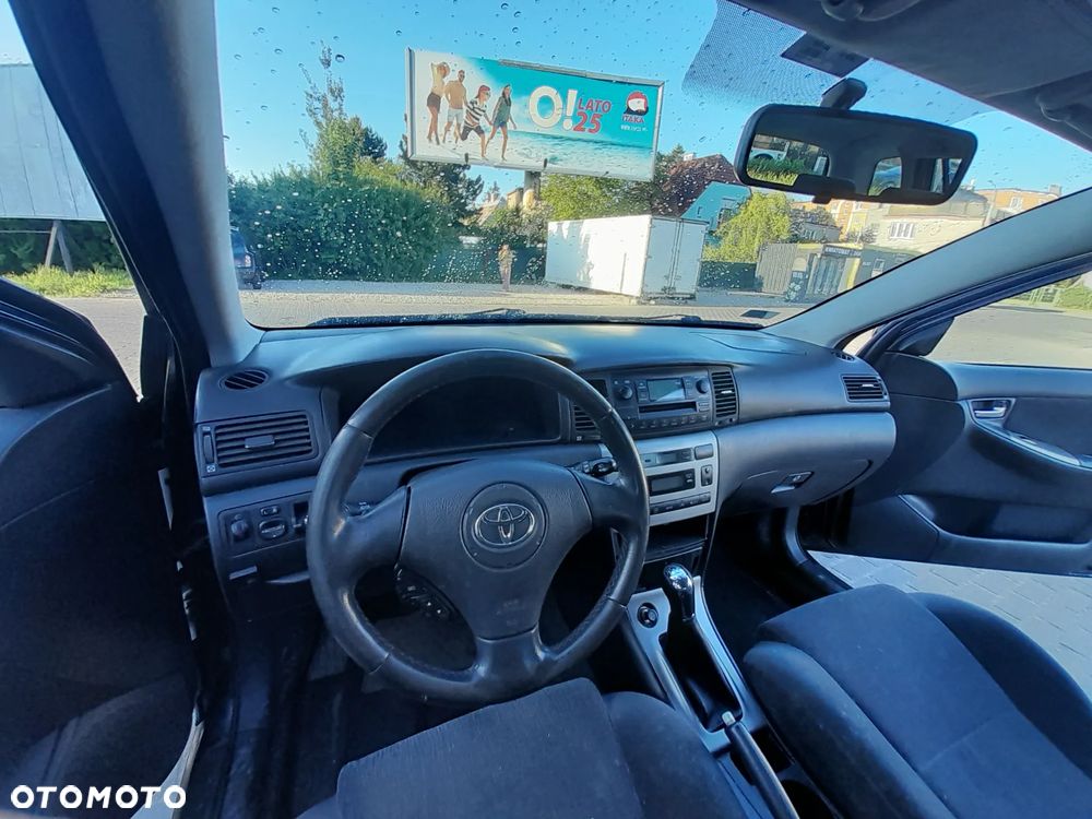 Toyota Corolla 1.6 VVT-i Sol - 12
