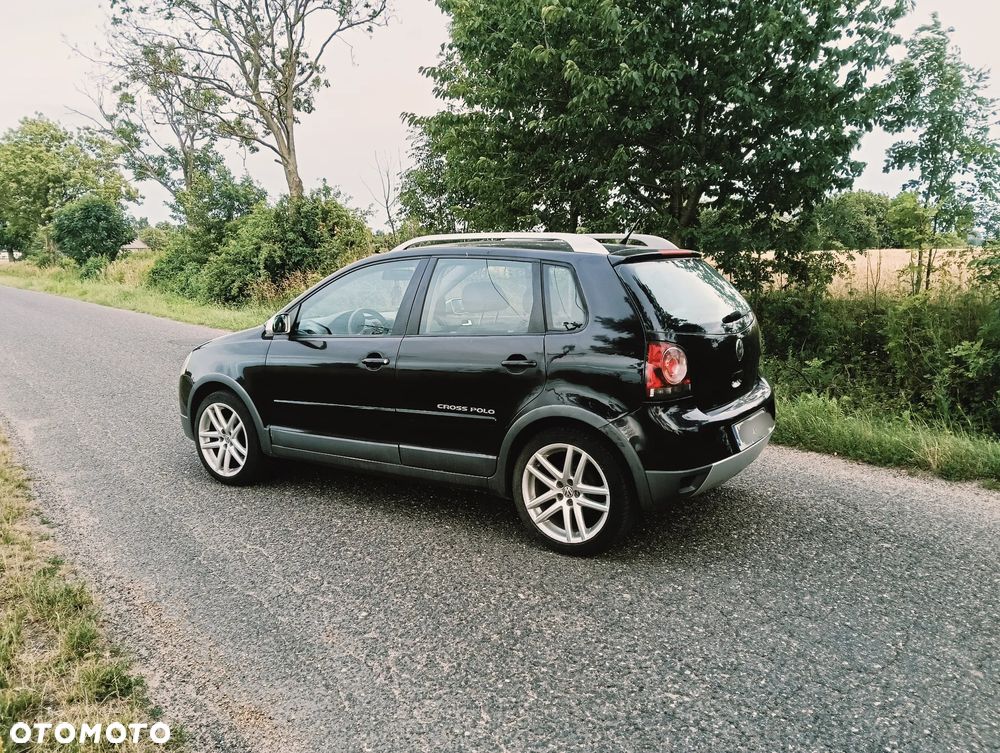 Volkswagen Polo 1.4 TDI Goal - 4
