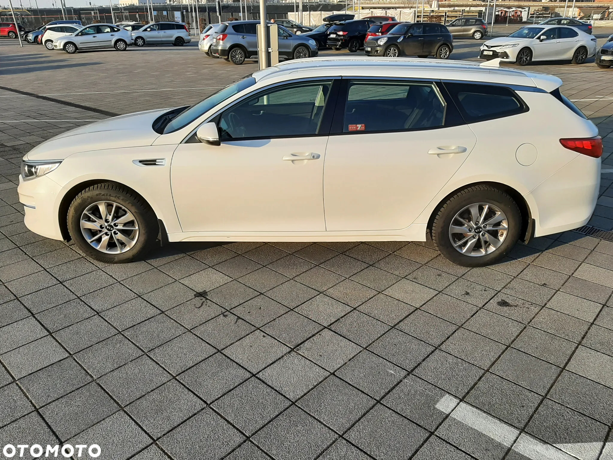 Kia Optima 1.7 CRDI L - 13