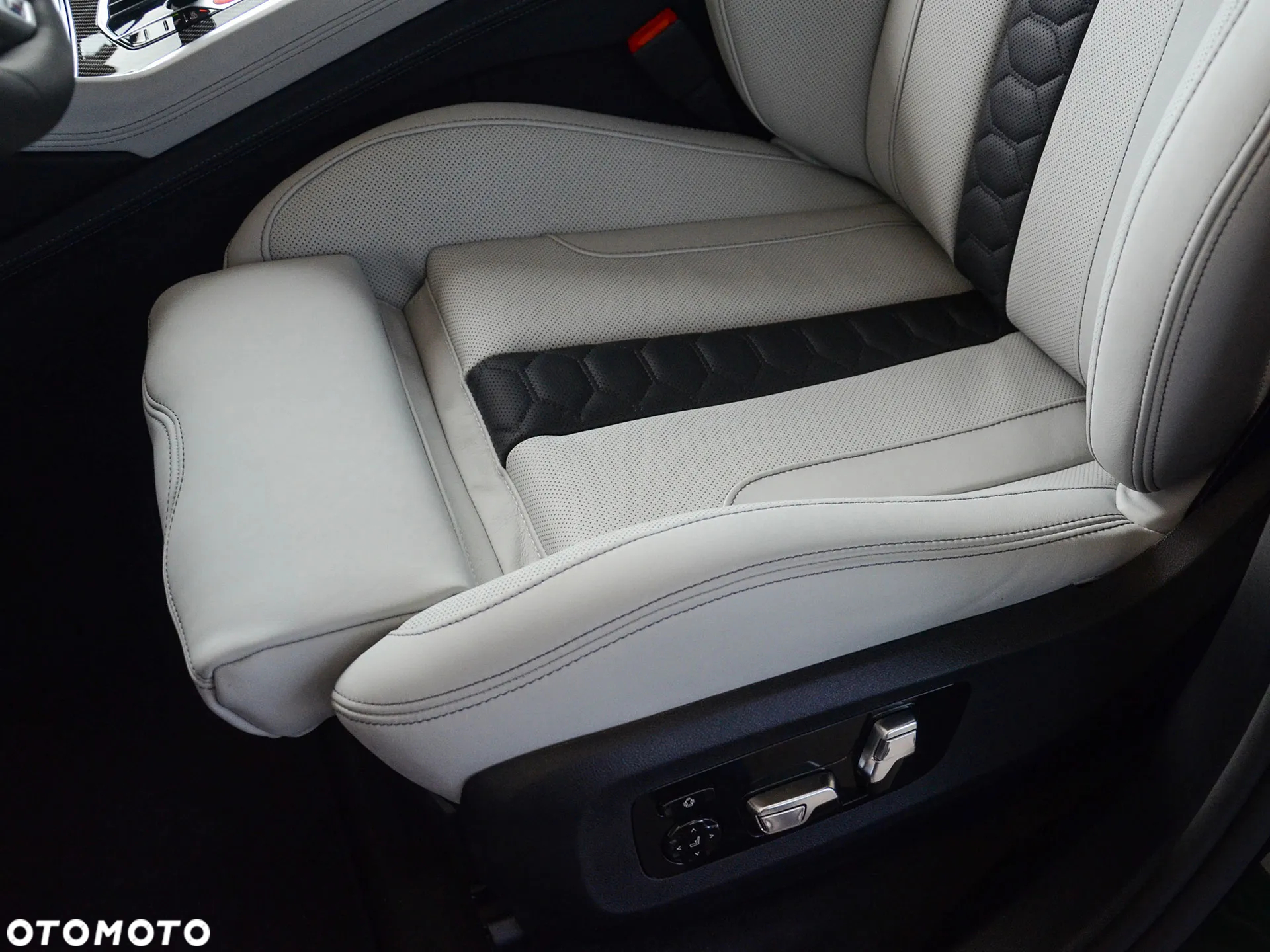 BMW X5 M Competition - 19