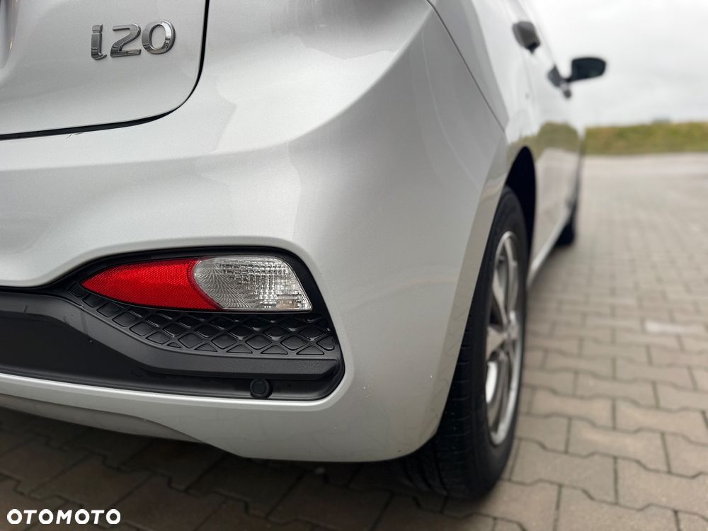Hyundai i20 - 13