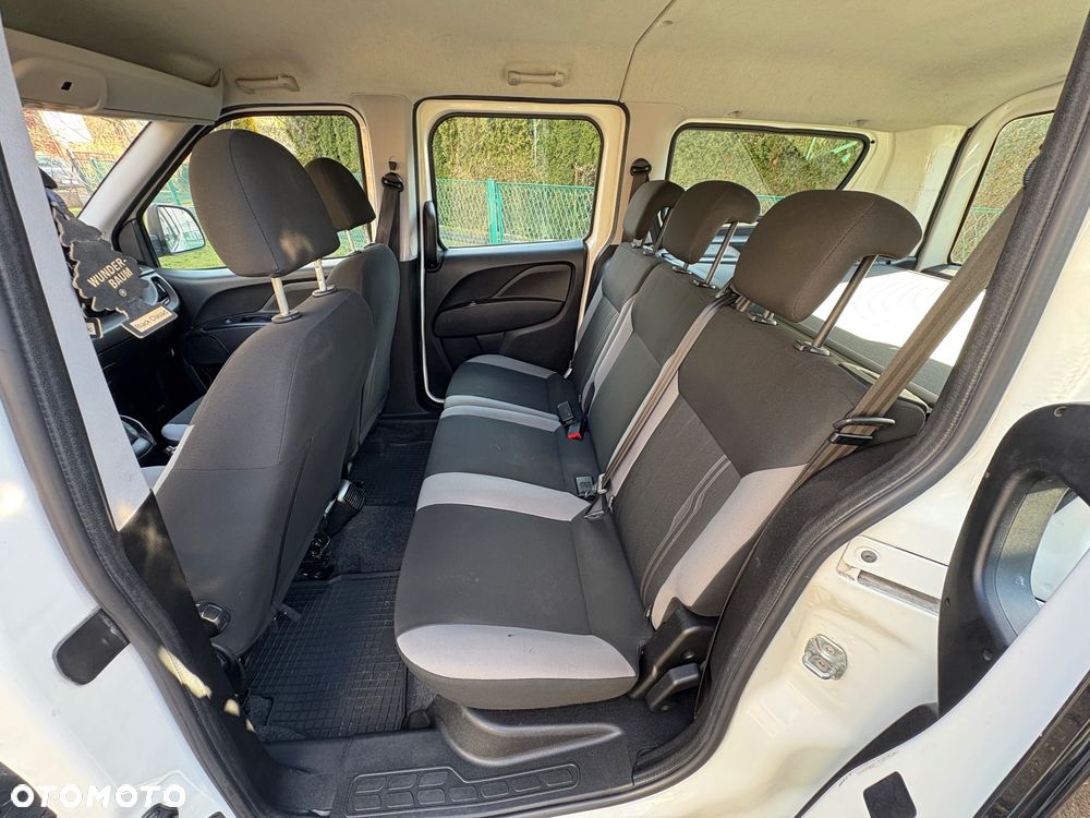 Fiat Doblo 1.4 16V Easy - 11