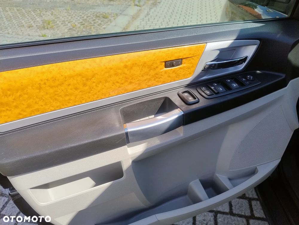 Chrysler Grand Voyager 3.8 Automatik Limited - 12