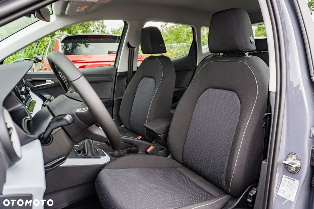 Seat Arona - 12
