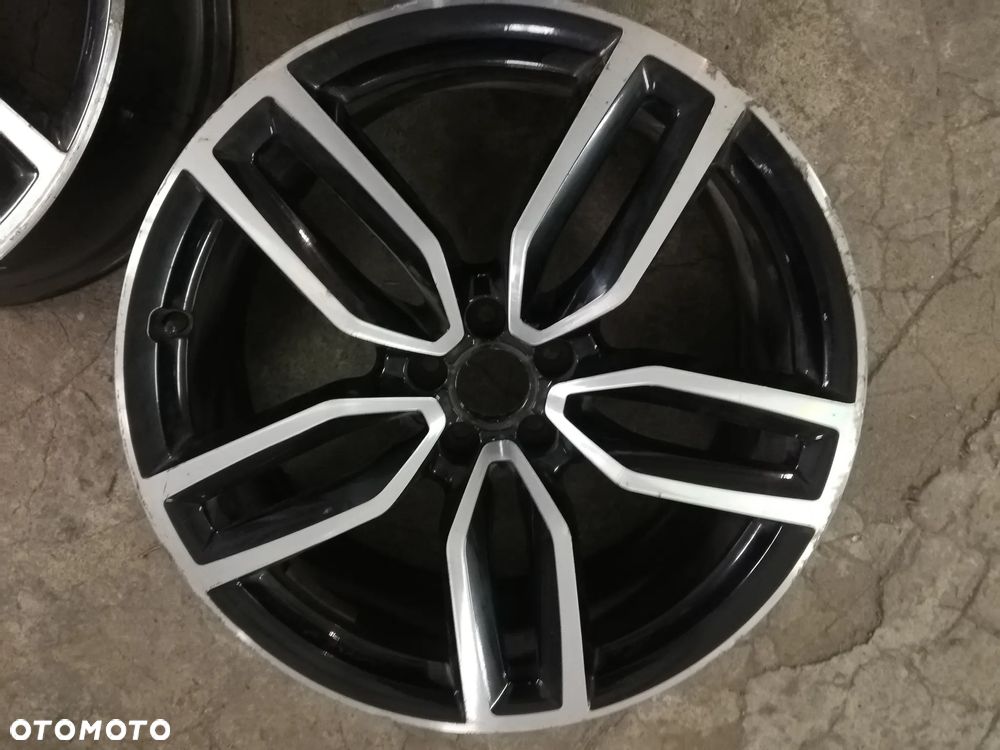 Felga aluminiowa Audi OE 8R0601025AM 8.5x 21 5x112 ET 33 - 2
