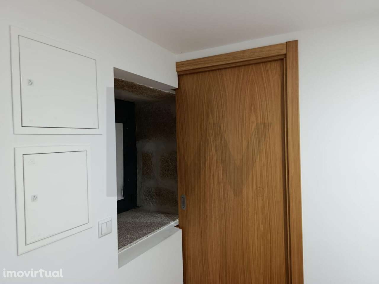 Prédio totalmente renovado com 3 andares independentes, nas Termas de - Grande imagem: 4/46