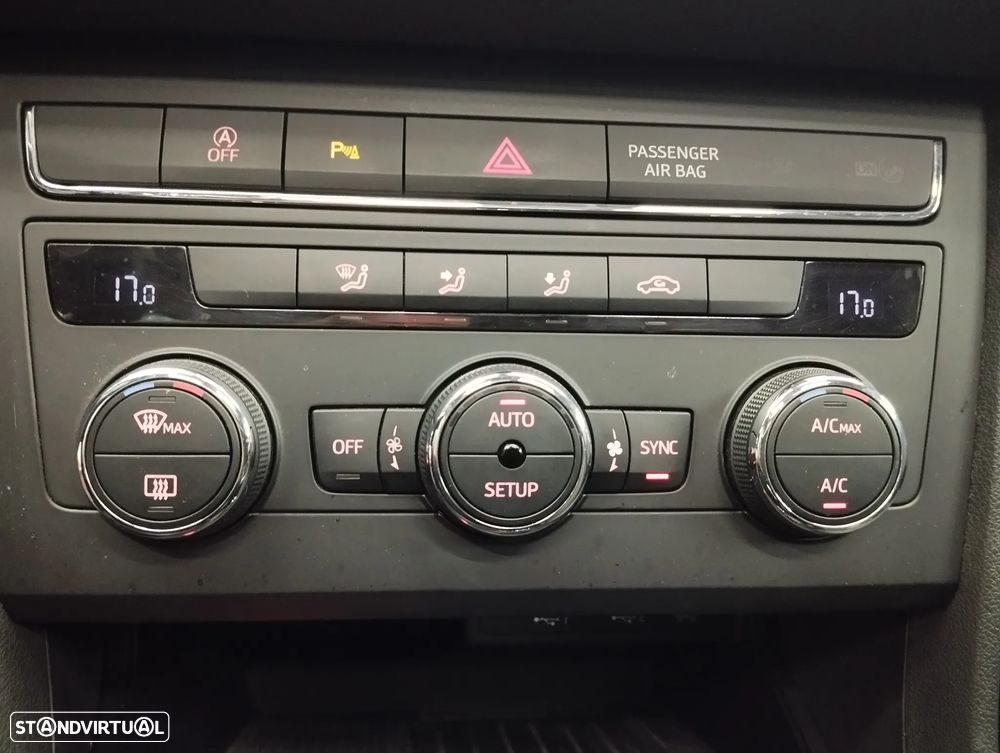 SEAT Leon 1.6 TDI Style S/S - 33