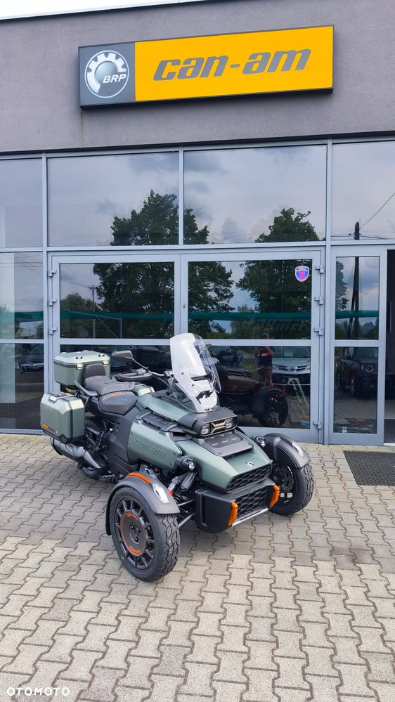 Can-Am Spyder - 4