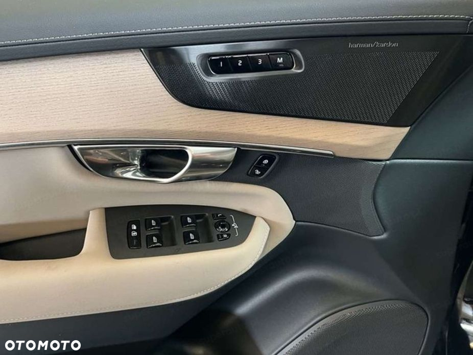 Volvo XC 90 - 14