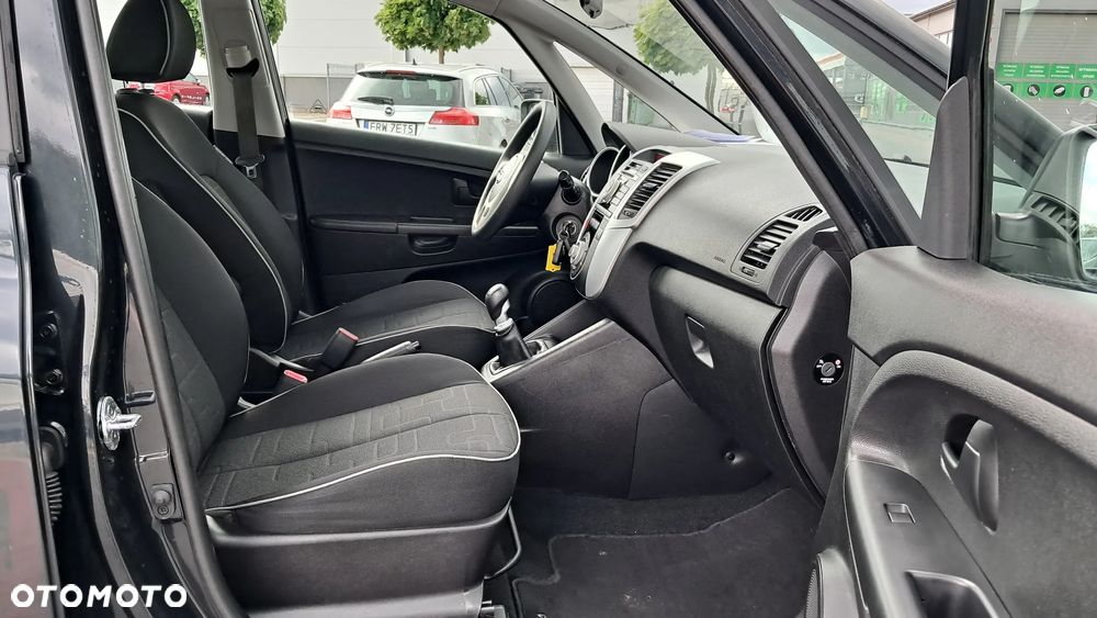 Kia Venga 1.4 CVVT Attract - 8