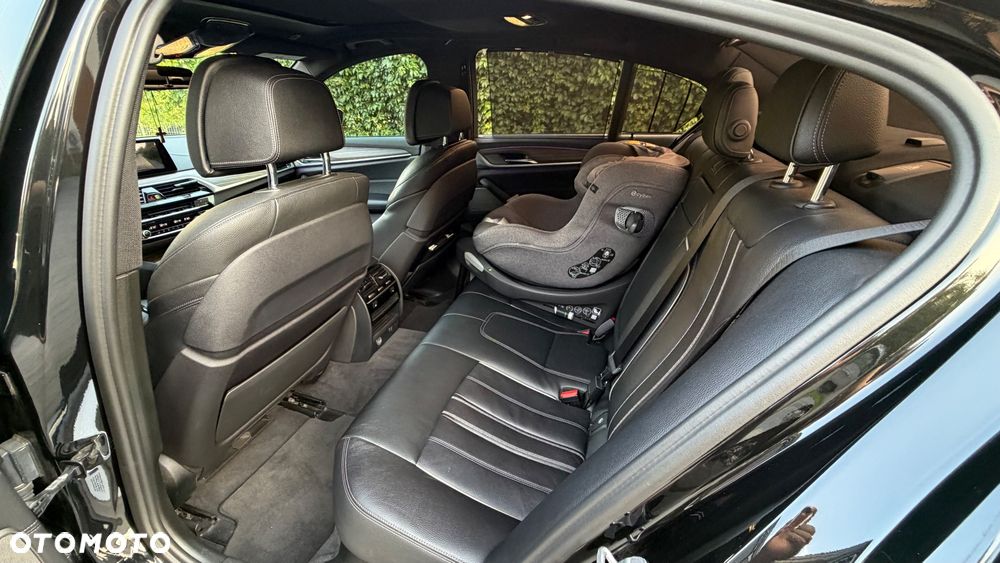BMW Seria 5 540i xDrive M Sport sport - 26