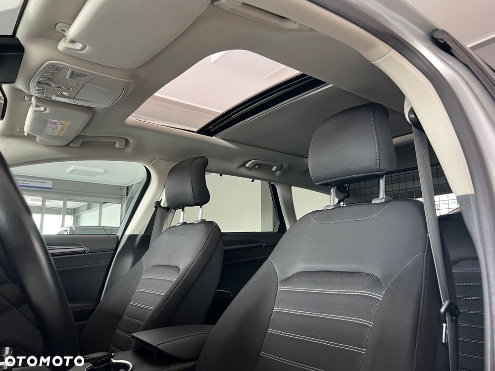 Ford Mondeo 2.0 EcoBlue Titanium - 21