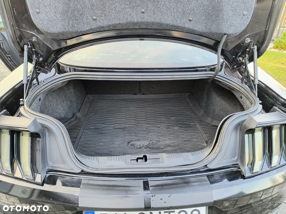 Ford Mustang 2.3 Eco Boost - 9