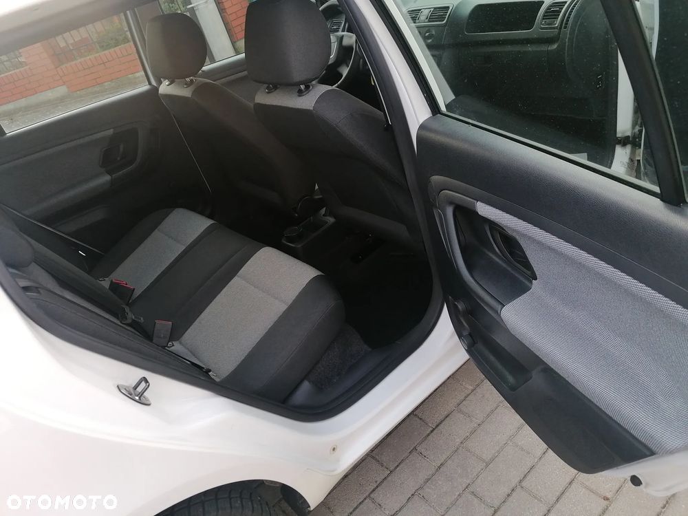 Skoda Fabia - 17