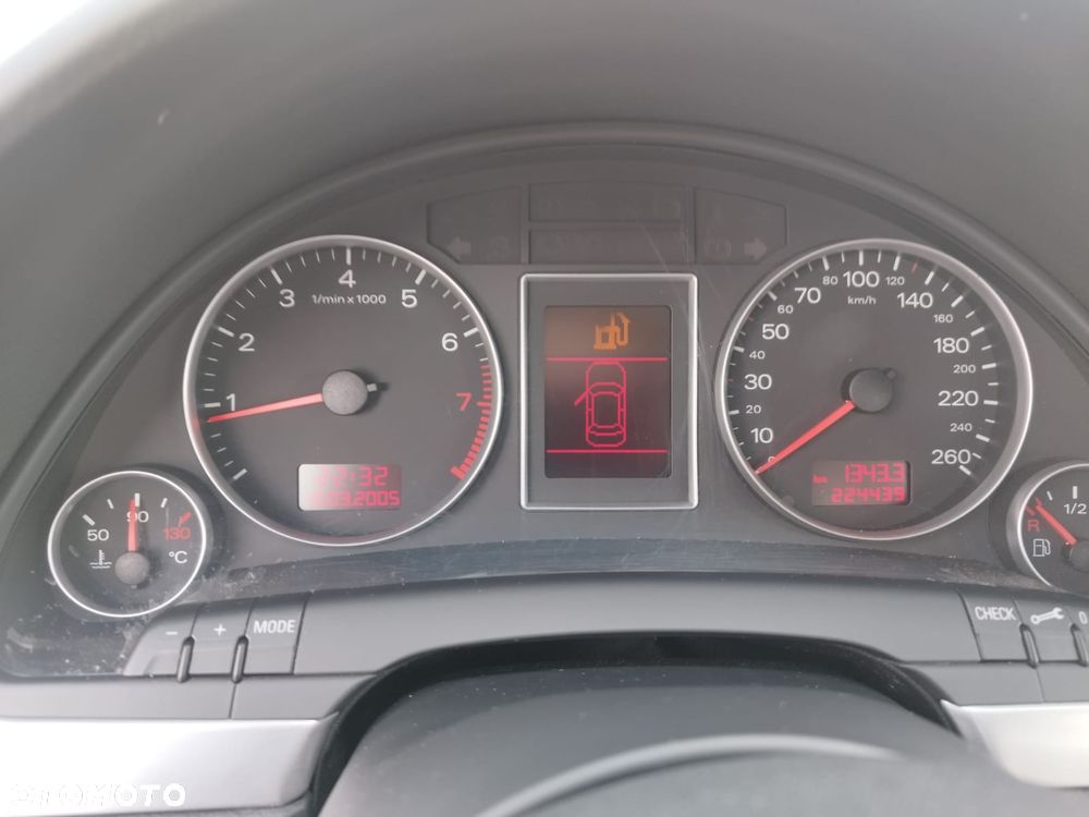 Audi A4 Avant 1.6 - 20