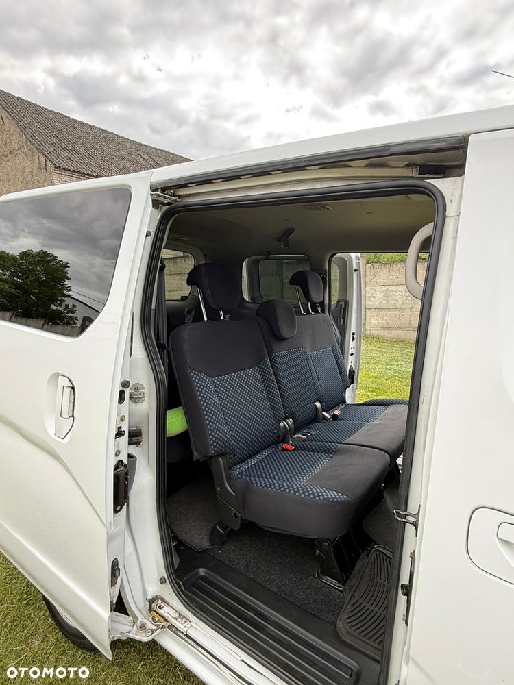 Nissan NV200 Combi 7os - 22