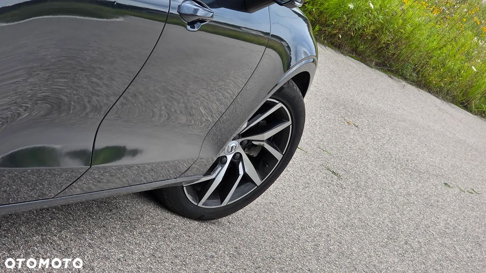 Volvo S60 T5 Geartronic Momentum - 17