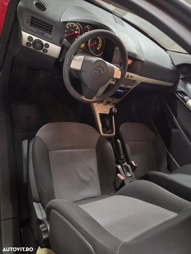 Opel Astra 1.4i Enjoy - 30